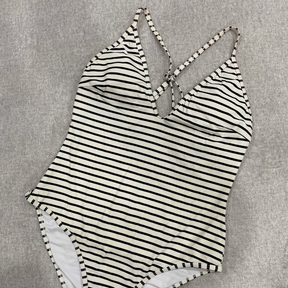 Cupshe Striped One-Piece Swimsuit